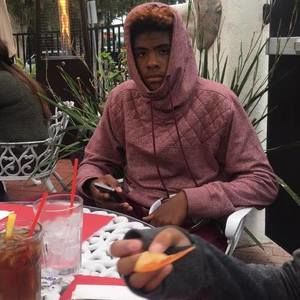 Meet your Posher, Samuel